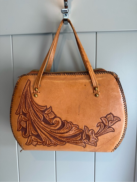 vintage hand made Handbags - Vintage Hand Tooled Leather Purse Western Floral Carved Brown Barrel Bag Satchel